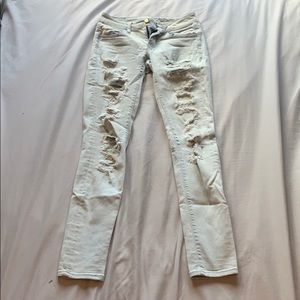 light wash skinny jeans